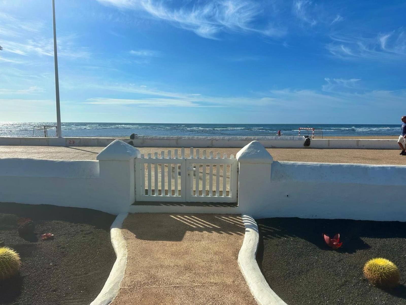 La Orilla - Frente al Mar Playa Honda (Lanzarote) Exterior foto